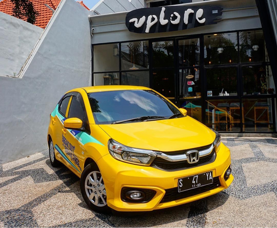 ALL NEW HONDA BRIO RAIH PENGHARGAAN LCGC DAN CITY CAR TERBAIK DI AJANG